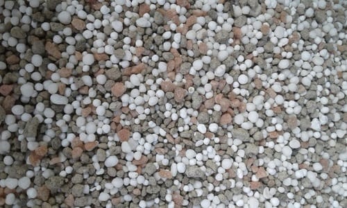 fertilisant-sol-engrais-equilibre